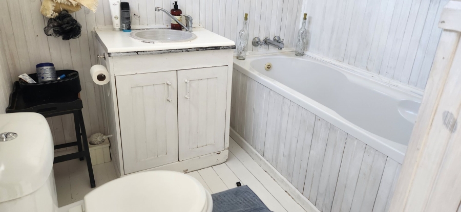 To Let 3 Bedroom Property for Rent in Pringle Bay Western Cape